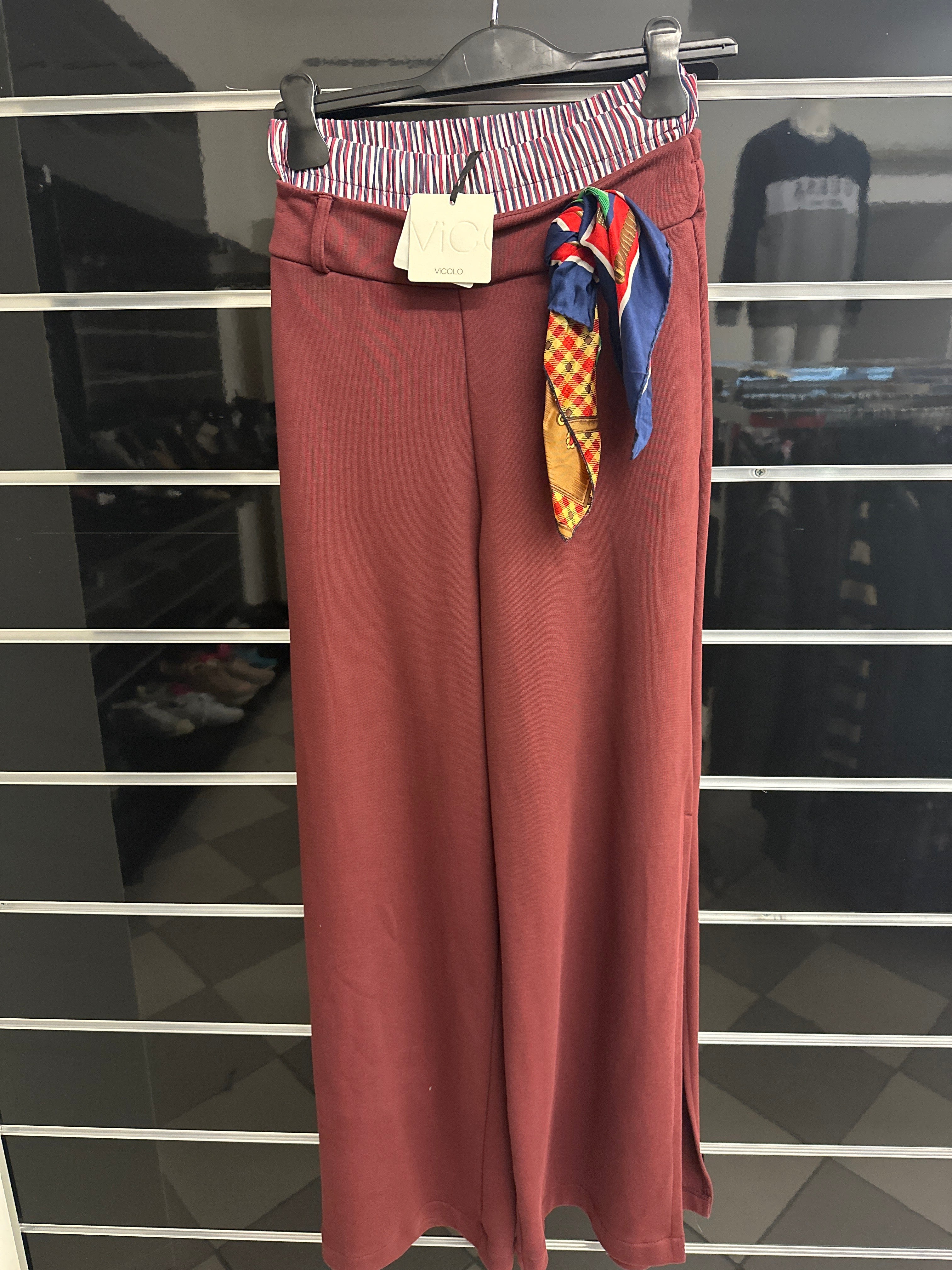 Pantalone Rosso Bordeaux Spacco Gamba  Con Inserto Righe Risso Bianco Blu Con Foulard Tg S Vicolo Nuovo Con Etichetta