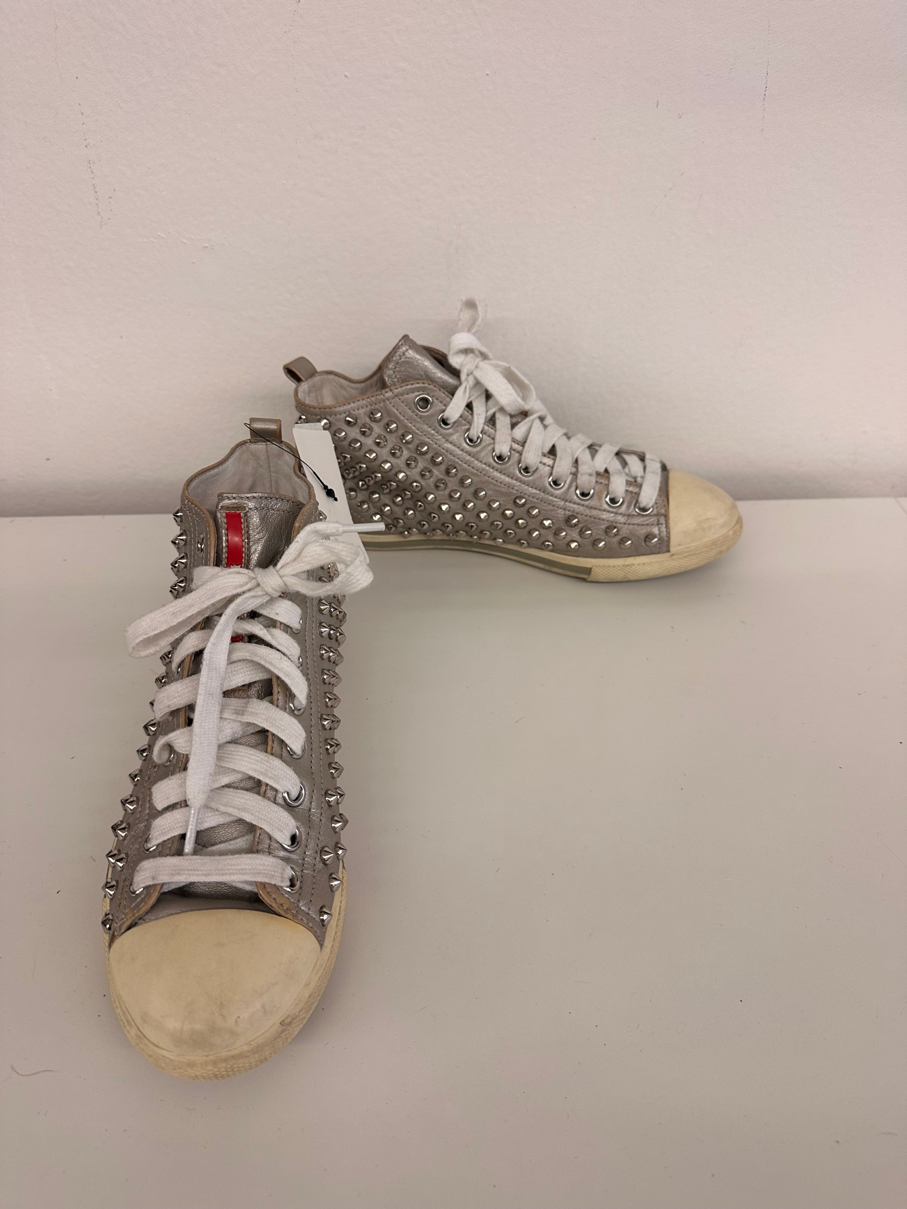 Scarpe Grigie Borchiette Prada N 37.5