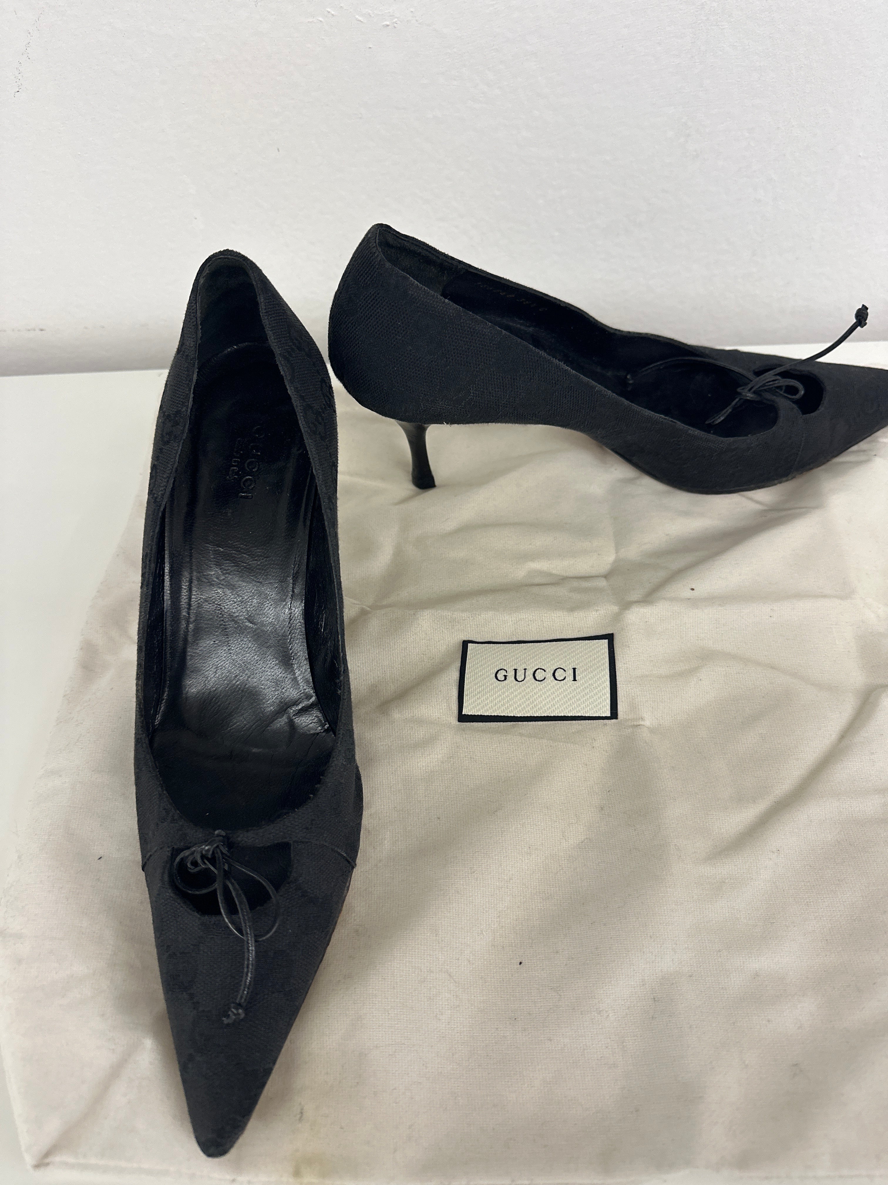 Decollette Nere Punta Gucci N 38.5c