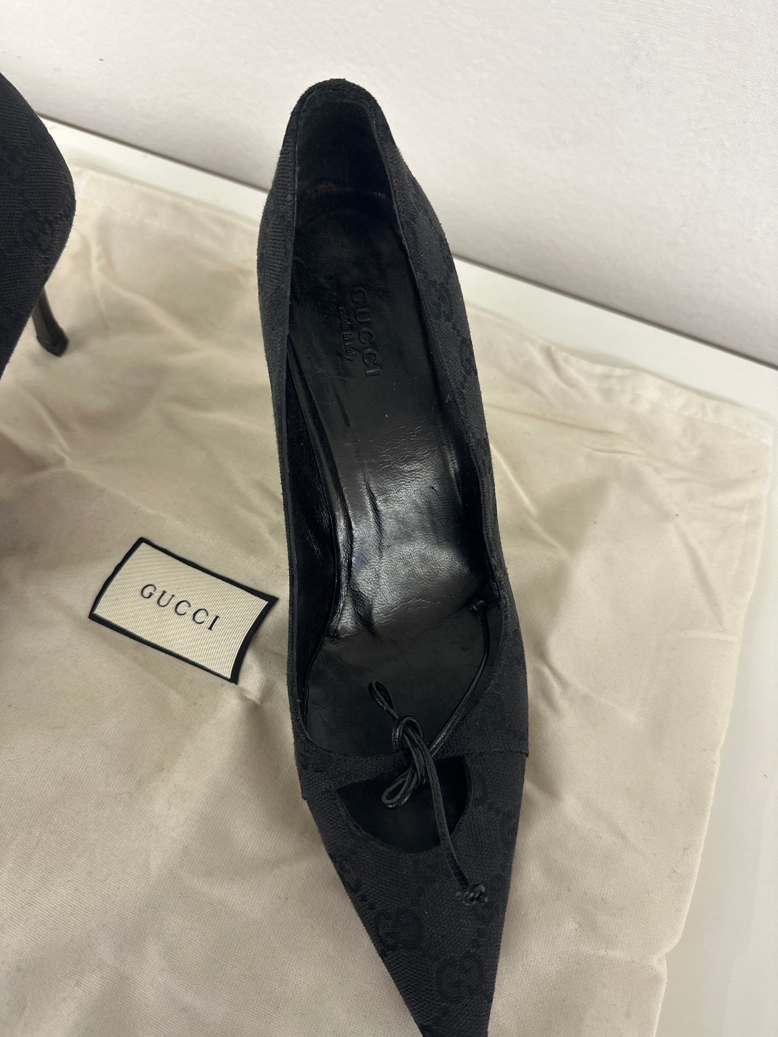 Decollette Nere Punta Gucci N 38.5c