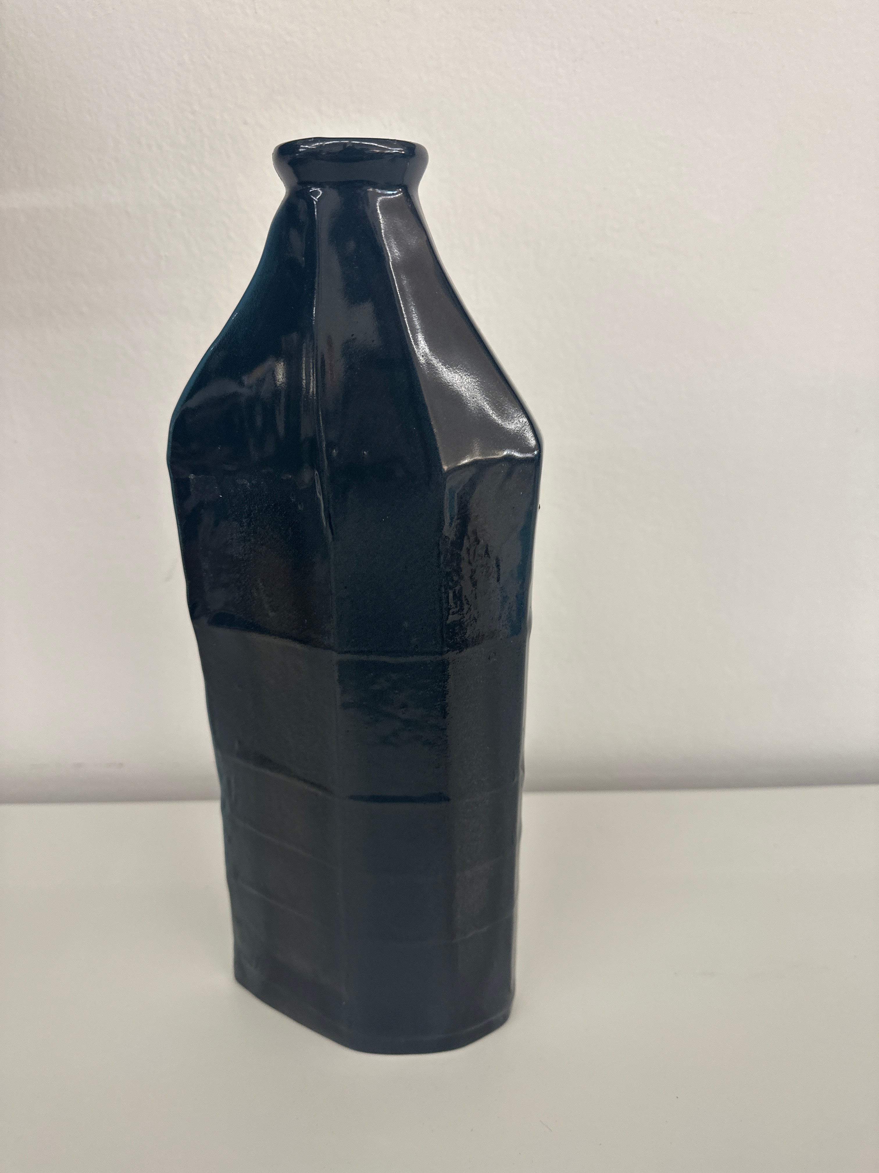 Vaso Porcellana Designe Bottoiglia Bassano