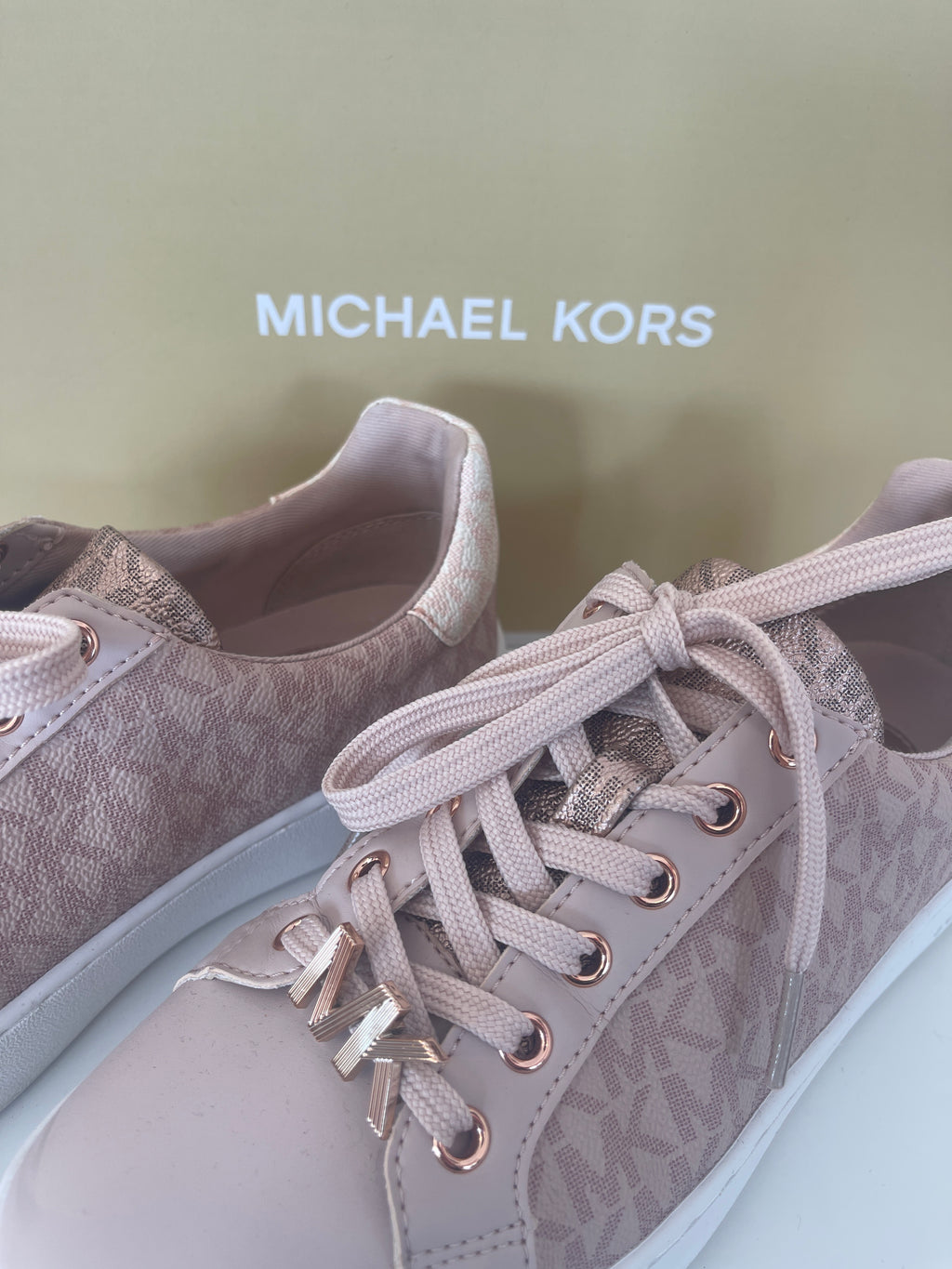 Scarpe Rosa Logate Michael Kors N 7m (38.5)