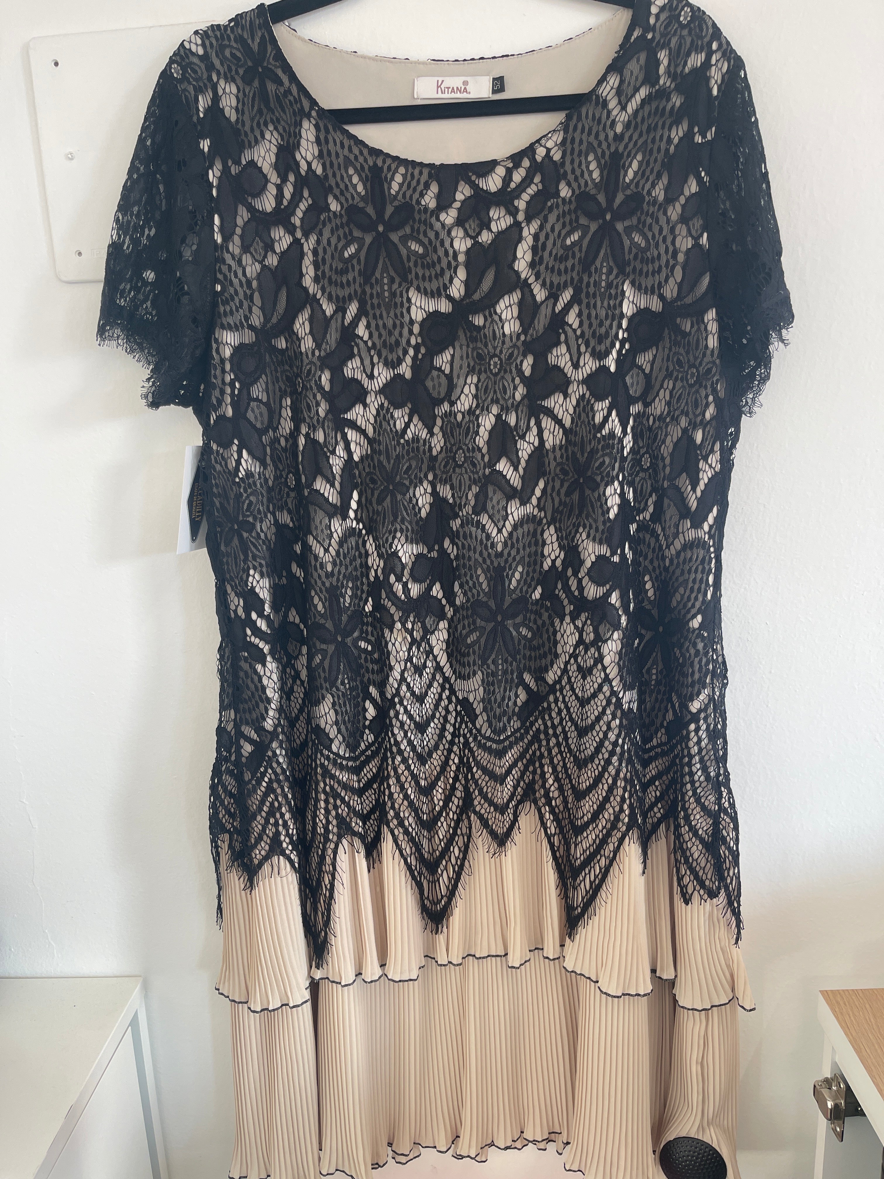 Vestito Nero Beige Inserti Pizzo E Plisettato Kitana Tg 52