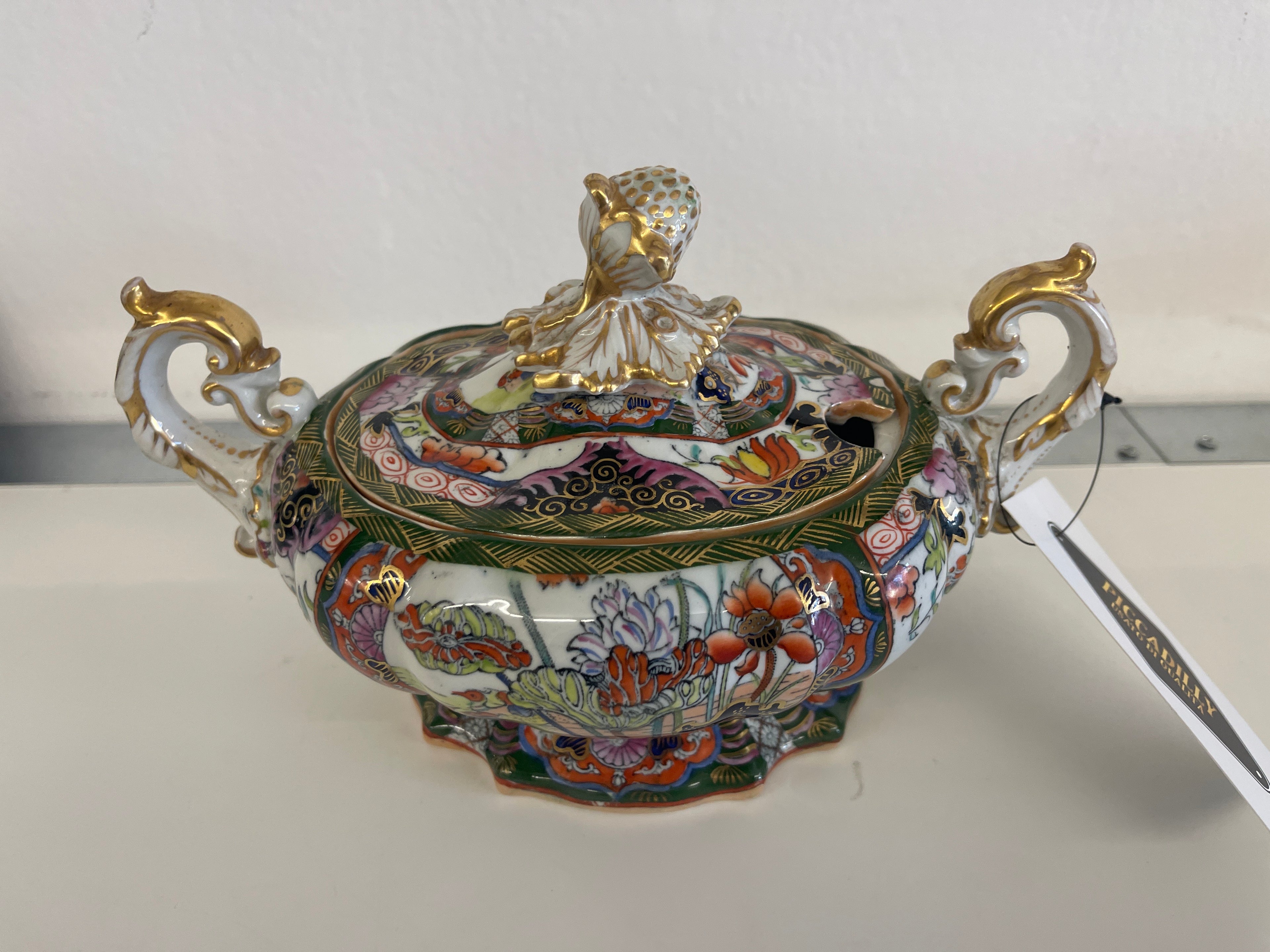 Antica Zuppiera Mason's Patent Ironstone China Difettino