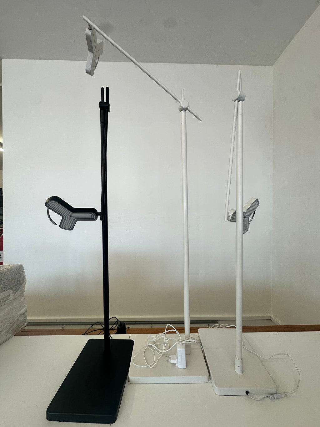 Lampada Piantana Modello Mox Da Terra Bianca/nera
